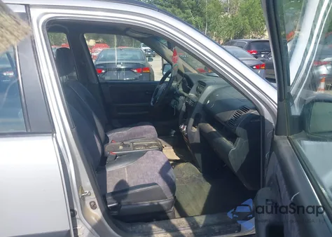 2003 Honda Cr-V Lx z USA, uszkodzony, nr VIN SHSRD78453U112030